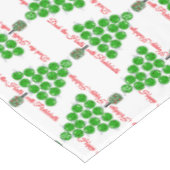 Pickleball Christmas Trees Deck the Halls Tischdecke (Schrägansicht)