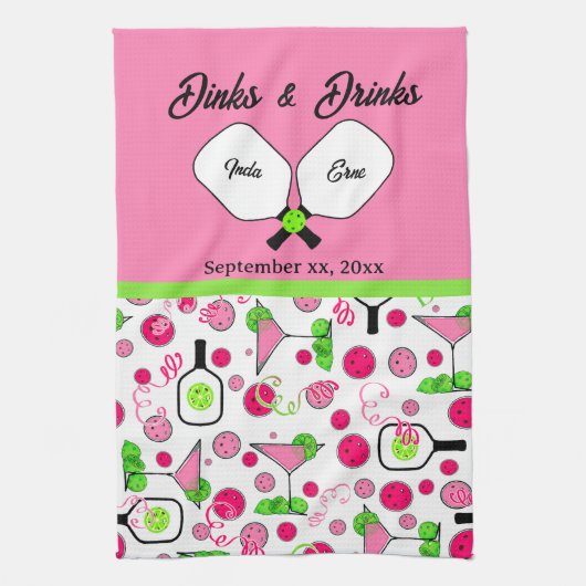 Pickleball Dinks & Drinks Brautparty Pink Cosmo Geschirrtuch (Vertikal)