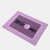 Pickleball Entryway Lavender und White Welcome Fußmatte (Schrägansicht)