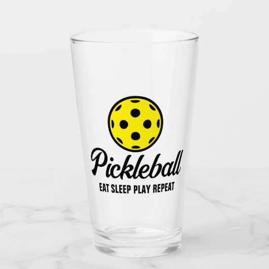 Pickleball Liebhaber trinken Glas mit humorvollem (Vorderseite)