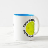 Pickleball & Medium Text HELLBLAU 325ml Custom Zweifarbige Tasse (VorderseiteRechts)
