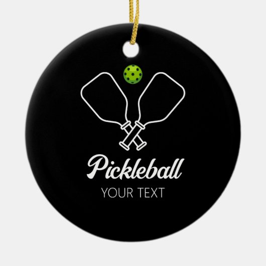 Pickleball mit Paddles und Ball Personalisiert Keramik Ornament (Vorne)