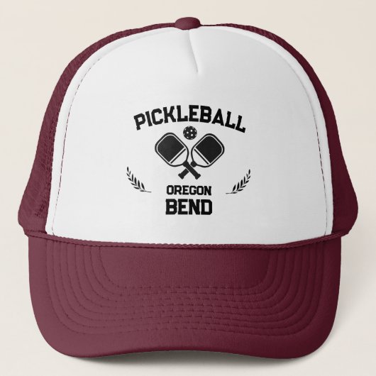 Pickleball Paddle & Ball Bend Oregon USA Truckerkappe (Vorderseite)