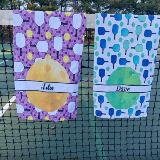 Pickleball Paddle Personalisiert Lila und gelb Handtuch