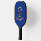 Pickleball Paddle unter der Flagge von North Dakot (Links)