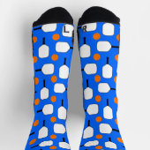 Pickleball Paddles, Orange Pickleball Balls, blau Socken (Oben)