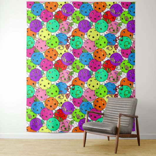 Pickleball Party Pickleball Ballons auf Weiß Wandteppich (Beispiel)