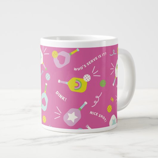 Pickleball-Player-Geschenk für ihre rosa Spezial-T Jumbo-Tasse (Vorderseite Rechts)