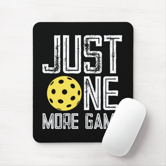 Pickleball Player "Just One More Game" Mousepad (Mit Mouse)