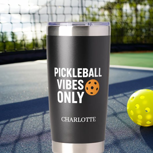 Pickleball Player vibes quotierter Name Thermobecher