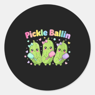 Pickleball spielende Frauen süße Cartoon-Picklebal Runder Aufkleber