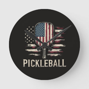 Pickleball-Spieler US-Flagge Retro-Paddleball Runde Wanduhr
