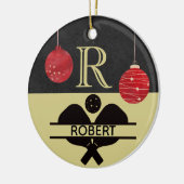 Pickleball Typ Weihnachtsmonogramm Anfangsname Keramik Ornament (Links)