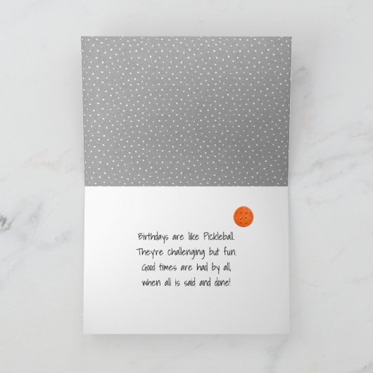 Pickleball und Paddle zum Geburtstag Karte (Innenseite)