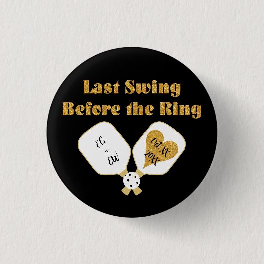 Pickleball Wedding Black and Gold Personalisiert Button (Vorderseite)