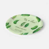 Pickles Cucumber Green Whimsical Baby Dusche Pappteller (Schrägansicht)