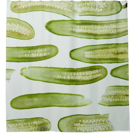 Pickles Green Duschvorhang (Vorderseite)