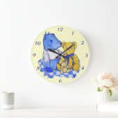 Picknicktuch aus blauem Karo mit drei Teddybären Große Wanduhr (Zuhause)