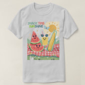 Picnic Pals – Summer Snack Squad T-Shirt (Design vorne)