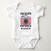 Picture Perfect Baby Strampler (Vorderseite)