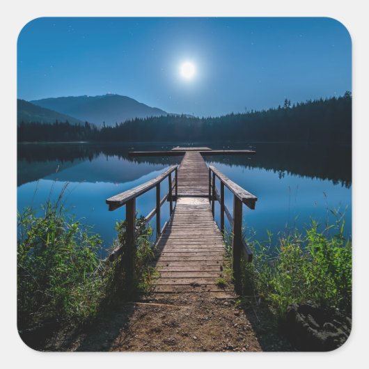 Pier bei Nacht unter Vollmond Quadratischer Aufkleber (Vorderseite)