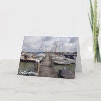 Pier mit Booten und Yachten in Marken Niederlande