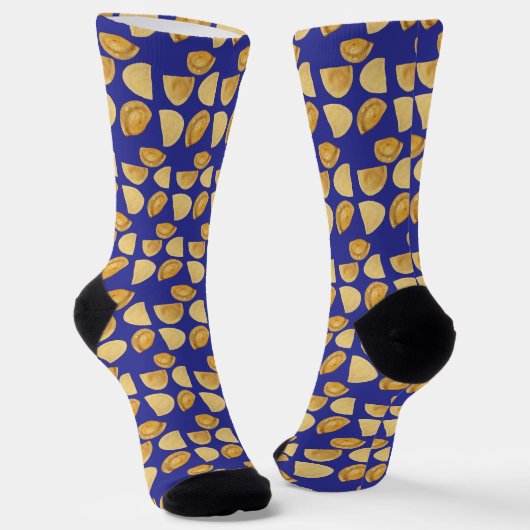 Pierogies for Everyone Blue Background Socken (Gewinkelt)