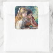 Pierre-Auguste Renoir - The Reading Quadratischer Aufkleber (Tasche)