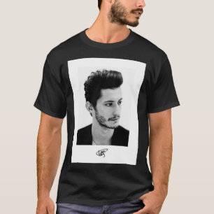 Pierre Niney - Portrait Classic T-Shi T-Shirt