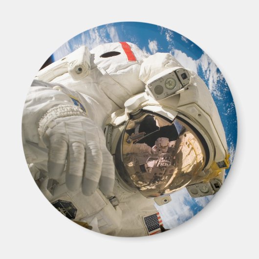Piers Seller Spacewalk Magnet (Vorne)