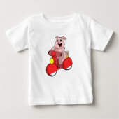 Pig als Biker mit Scooter Baby T-shirt (Vorderseite)