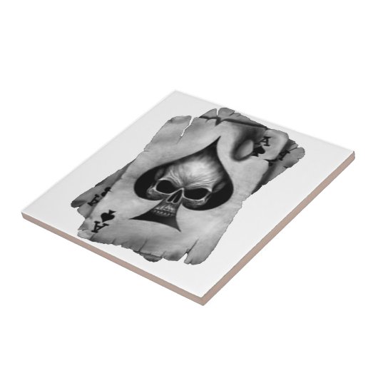 Pikass-Schädel Fliese (Seite)