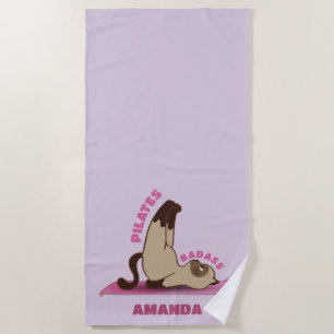 Pilates Badass Workout Kitty Cat Individuelle Name Strandtuch