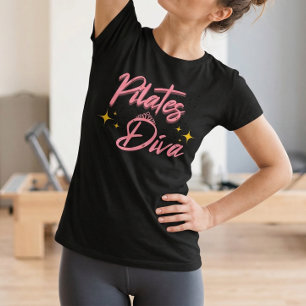 Pilates Diva Quote - Fett Statement Workout T-Shir T-Shirt