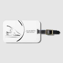 Pilates Meerjungfrau Pose auf dem Reformer Gepäckanhänger