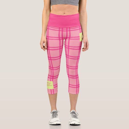 Pilates Yoga Pink Check Personalized Text Capri Leggings (Vorderseite)