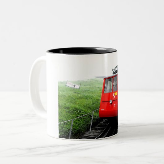 Pilatus-Zahnradbahn in der Schweiz Zweifarbige Tasse (Vorderseite Links)