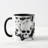 Pile-O-Skulls Tasse 2 (Links)