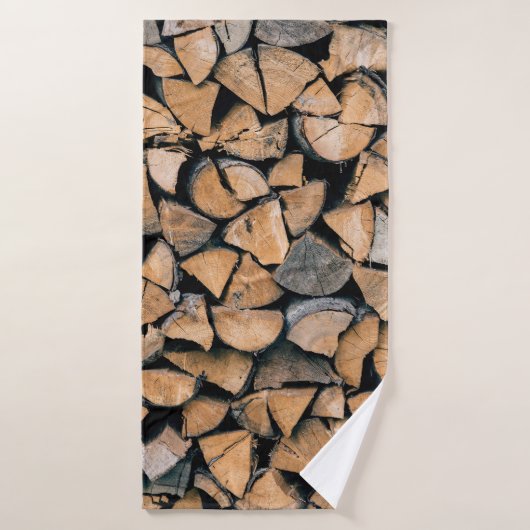 Pile of brown firewood badehandtuch (Badehandtuch)