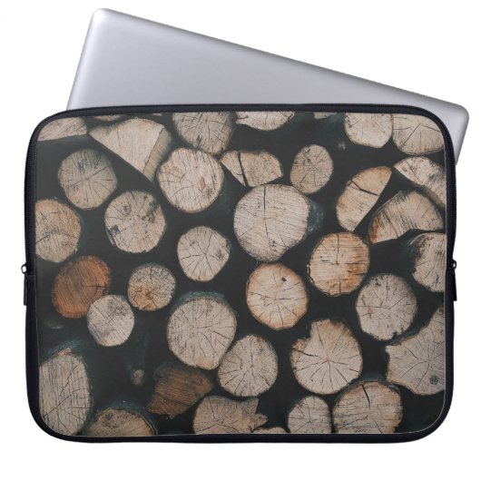 Pile von Braunwäldern Laptopschutzhülle (Vorderseite)