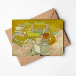 Piles französischer Romane | Vincent Van Gogh Karte<br><div class="desc">Piles of French Novels (1887) von Vincent Van Gogh,  einem niederländischen Künstler,  der den Eindruck hinterlässt. Original-Kunstwerke sind ein Öl auf der Leinwand,  das Bücherstapel in lebhaften Gelbtönen darstellt. Verwenden Sie die Entwurfstools,  um einen benutzerdefinierten Text hinzuzufügen oder das Bild zu personalisieren.</div>