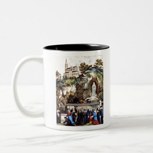 Pilger am Schrein der Gottesmutter von Lourdes - 1 Zweifarbige Tasse (Links)