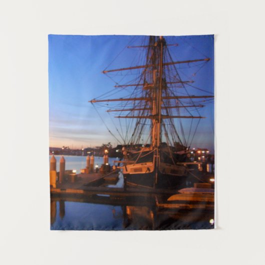 Pilgrim im Morgengrauen Dana Point Hafen Wandteppich (Vorderseite)