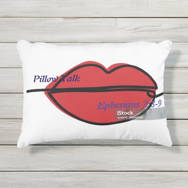 Pillow Talk Kissen Für Draußen (Vorderseite)