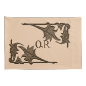 Pillowcase - Leafy Brackets with Initial Kissenbezug (Rückseite-Rechts)