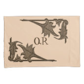 Pillowcase - Leafy Brackets with Initial Kissenbezug (Vorderseite-Rechts)
