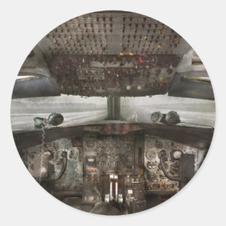 Pilot - Cockpit - Wir brauchen ein oder zwei Pilot Runder Aufkleber
