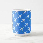 Pilot eines Funky-Flugzeug-Flugzeugs Kaffeetasse (Mittel)
