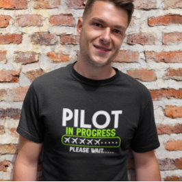 Pilot in der Flugschule für laufende Beladung T-Shirt