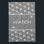 Pilotanlage für Funky White Flugzeug Geschirrtuch<br><div class="desc">Funky und stilvolle White Flugzeug / Flugzeug / Flugzeuge Musterpilot Flying Aviation Kitchen Handtuch zu Ihrem Zuhause / Büro / Business Dekor Kollektion hinzufügen. Eine coole Geschenk-/Geschenkidee für alle, die Liebe individuelle Design personalisierte Einzelstücke, positive Bilder, Luftfahrt, Fliegen, Himmel, Flugzeuge, Flugzeuge, Piloten, Flugbegleiter usw. Babydusche, Geburtstag etc. Junge, Mädchen, Fliegen,...</div>